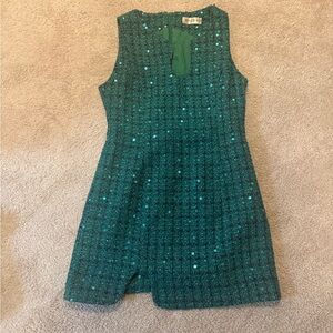 Elegant Green Sleeveless Dress